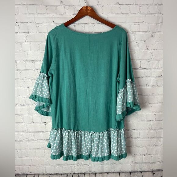 Umgee Linen Blend Animal Print Bell Sleeve Round Neck Top with Ruffle Hem Large - Picture 7 of 8